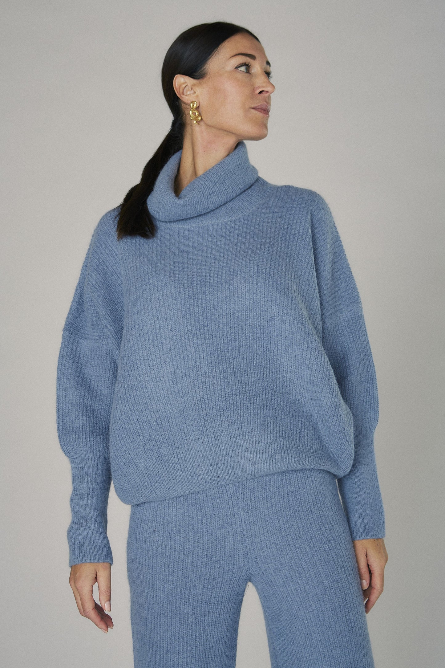 Sweet Turtleneck Sugar Paper